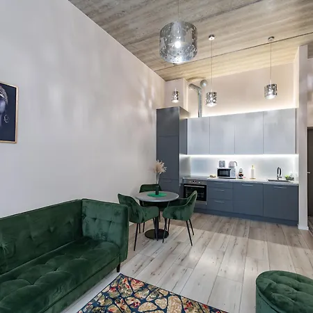 Shanti Barracks Apartment #2 By Polo Apartments Kaunas Exterior photo